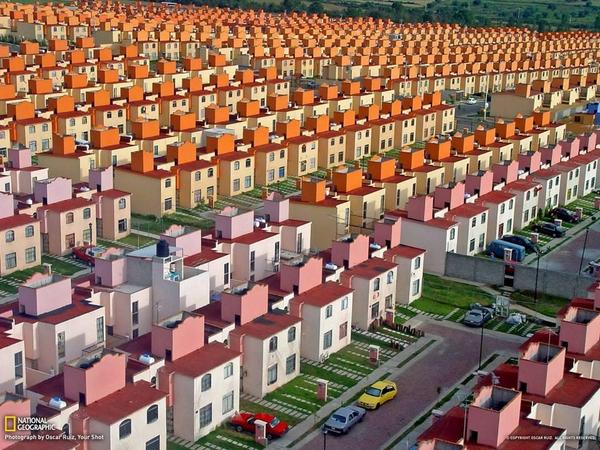 ToptwitsES's tweet photo. Esto es una foto real de una ciudad en México. http://t.co/9GEcS9q9wn