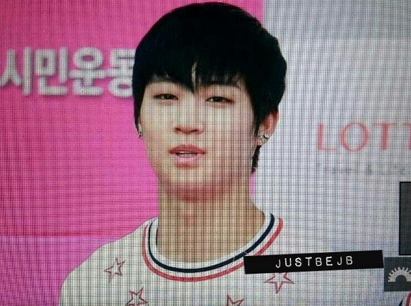 justbejb_jb's tweet photo. 140928 경주 드림콘서트 레드카펫 #JB #GOT7 프리뷰 진짜예뻐~♡♡♡♡♡♡ http://t.co/qxDG1oZsuh
