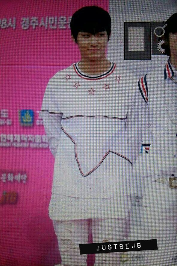 justbejb_jb's tweet photo. 140928 경주 드림콘서트 레드카펫 #JB #GOT7 프리뷰 진짜예뻐~♡♡♡♡♡♡ http://t.co/qxDG1oZsuh