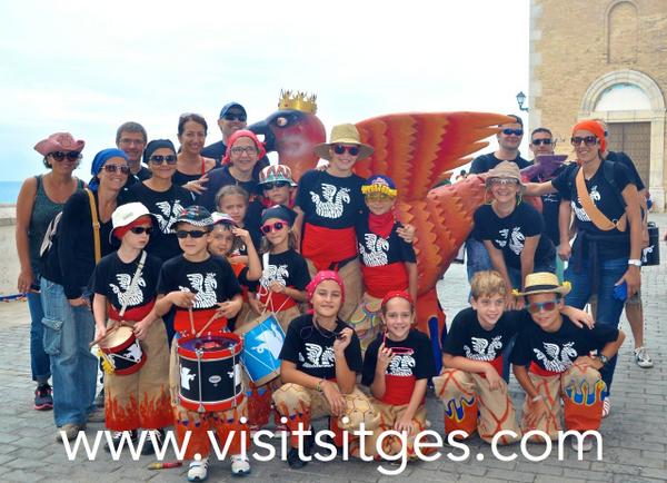 VisitSitges's tweet photo. 1eres Fotos de la Matinal Infantil #stsitges14 a http://t.co/8k18IgKRur @ajsitges @fmsitges @ignasitges @bcnmoltmes http://t.co/VgnZy5weZF