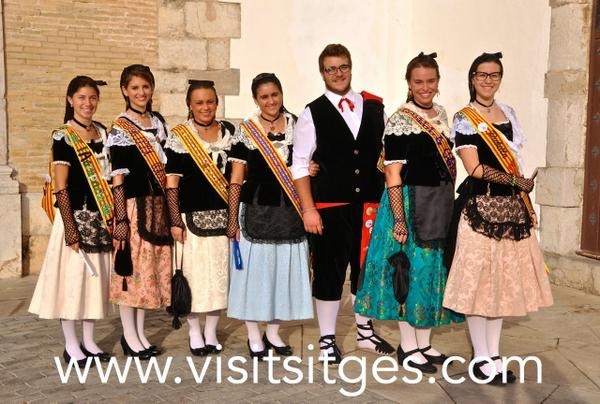 VisitSitges's tweet photo. 1eres Fotos de la Matinal Infantil #stsitges14 a http://t.co/8k18IgKRur @ajsitges @fmsitges @ignasitges @bcnmoltmes http://t.co/VgnZy5weZF