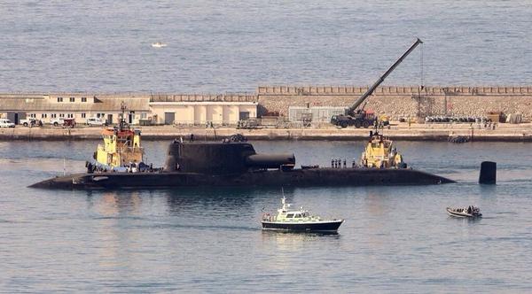 gibraltar_hour's tweet photo. #RoyalNavy at #Gibraltar. Royal Navy Astute class SSN at Gibraltar today. Image- courtesy of @TTOG86 http://t.co/e7BlAWhlEz