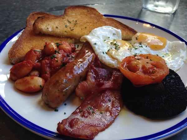 tyleroakley's tweet photo. ☕️🍴🍳🇬🇧 http://t.co/0sUxYw6pDb