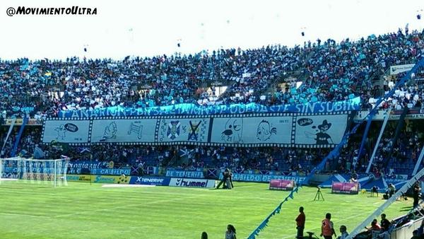 MovimientoUltra's tweet photo. Tifo del Frente Blanquiazul en el derbi entre Tenerife - UD Las Palmas "CANARION POR SALTARIN TE QUEDASTE SIN SUBIR" http://t.co/ybwJKUfa7Y