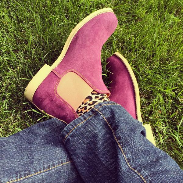 marialeonstyle's tweet photo. Las @neonboots , mis fieles compañeras para estar cómoda en todos mis viajes #botasconestilo #marialeonstyle 😉!! http://t.co/hRTtCASrN4