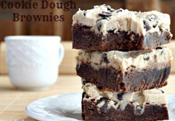 Fading_Fire's tweet image. |Leaves a variety of brownies on the TL for whoever wants them| Good Morning!