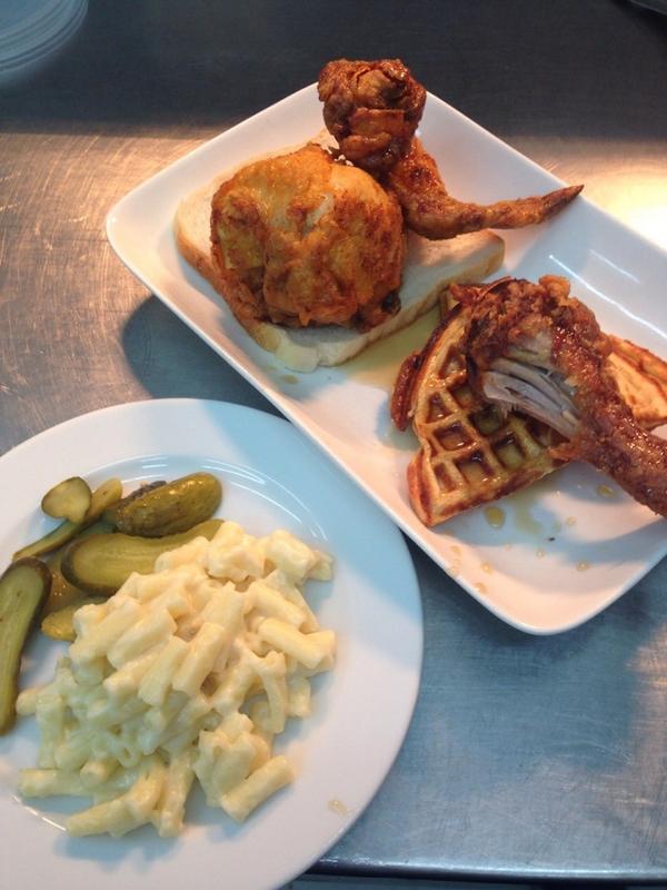 G_ROBBS's tweet photo. @HattieBs brought a little bit of Nashville back to Australia for staff meal today, went down a treat!! http://t.co/38gISU1Nt0