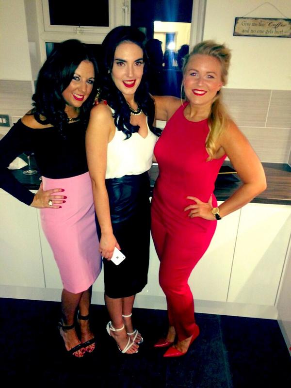 AliceReardon's tweet photo. The 3 musketeers. :) http://t.co/fqRTWuktSl