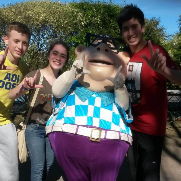 lucasalmonacid_'s tweet photo. Amarlos #ParqueDeLaCosta #Inter2014 http://t.co/1rtyjWV2Xl