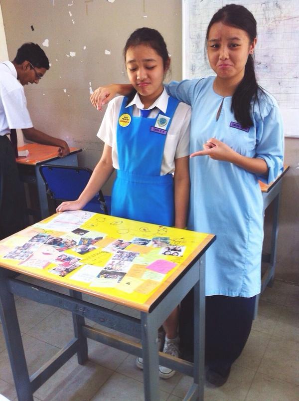 dinahcxn's tweet photo. said goodbye to my four months fab table 😢 #goodwhileitlasted #gonenow #helloexams #byenicetable http://t.co/Ndo2oOvXzF