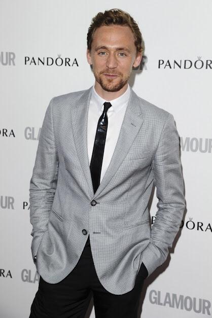 LVictoriaArts's tweet photo. In today's #HCSe14, I will feature one of Tom's very best looks. #50ShadesOfHiddles #LeatherTie #ItsAMatterOfStyle http://t.co/dauhMsK7IF