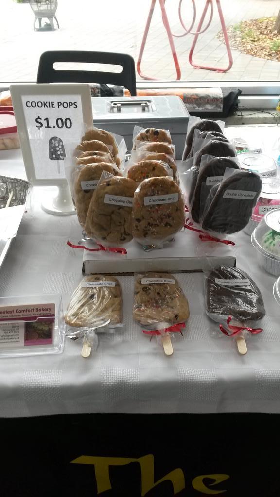 TSC_Bakery's tweet photo. Come try my new #cookies @Market_Edm_FQ  #yeg #tsc_bakery #yegmarkets #awesome http://t.co/UqDXEErZZs