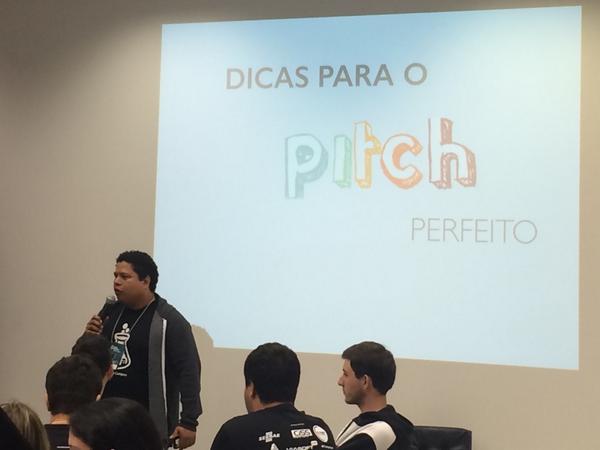 anap_andriolli's tweet image. @Mackeenzy arrasando como sempre!! Sensacional #mudafacil #pitch #SWPato