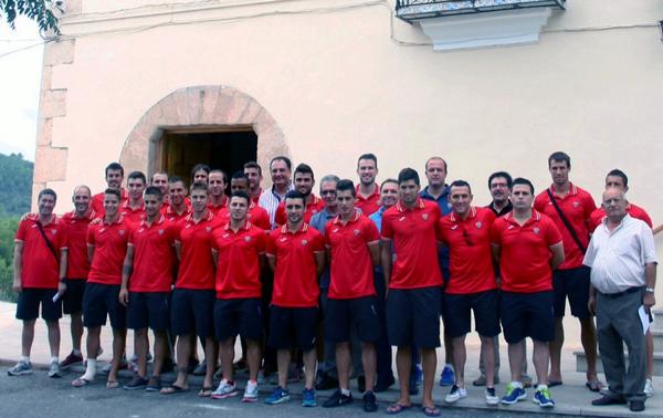 salvaaguilella's tweet photo. Molta Sort al CD #Onda, que en mitja hora juga en el camp del Puçol. L'objectiu #4de4 (4 partits, 4 victòries) http://t.co/Uc1joP2PCO