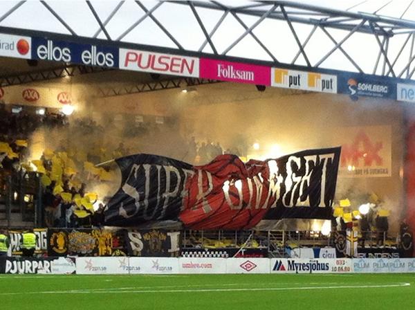 "<a href="/jojjesplejs/">Jojje Lidén</a>: Dagens tifo i Borås "
Va ju galet snyggt!