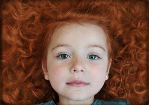 DressPost's tweet photo. Cette petite elle est trop chouuuu http://t.co/g7GwWkZvJA