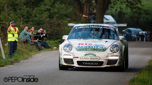 PEPOinsidefoto's tweet photo. Los lobos aullando como siempre en el @RallyeLlanes @sergiovallejof @dvfcopiloto @vallejoracing http://t.co/Dc44ZeBfJM