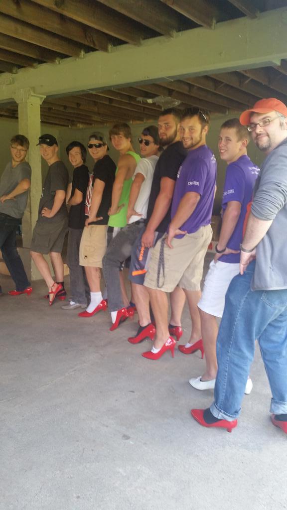Male staff/students from #eastelgin getting ready to Walk a Mile in Her Shoes. #VAWElgin <a href="/EESSTweets/">EESS Tweets</a> <a href="/BuildHopeElgin/">VAW Services Elgin</a>
