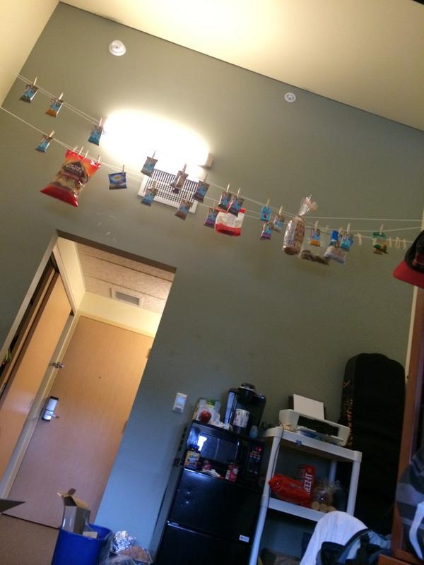 totalnaturemove's tweet photo. Keeping it out of bear reach.. @ClifBar #TNM http://t.co/GI0z35hjZT