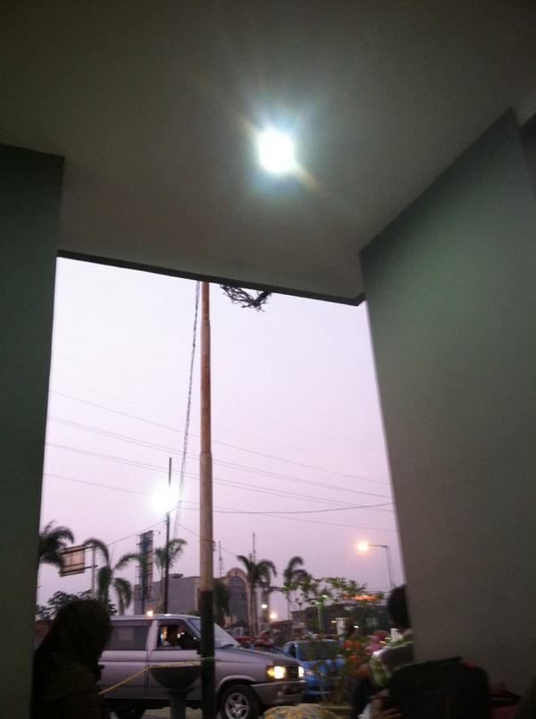 fajar di jakarta semoga minggu ini bersahabat