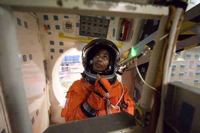 Happy Birthday Stephanie Wilson, NASA female astronaut. Now theres a job!  