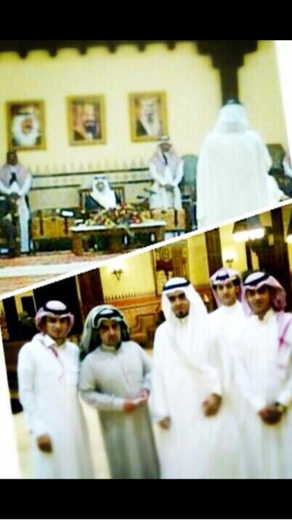 engfaris2's tweet photo. مشاركتي في مجلس أمير المنطقة عام ١٤٣٢ه #فيصل_بن_خالد  وأسفل الصورة عيال عمي http://t.co/o2aOANJczo