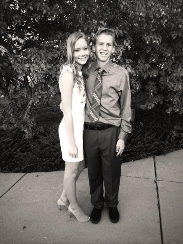 aleahhyv's tweet photo. such cute friends๐๐ #chaphoco http://t.co/HvsjsclpEE