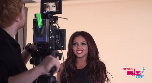 holtobrevmixer's tweet photo. #LittleMixAtVSFS http://t.co/ws5wYmezKG