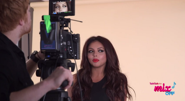 holtobrevmixer's tweet photo. #LittleMixAtVSFS http://t.co/ws5wYmezKG