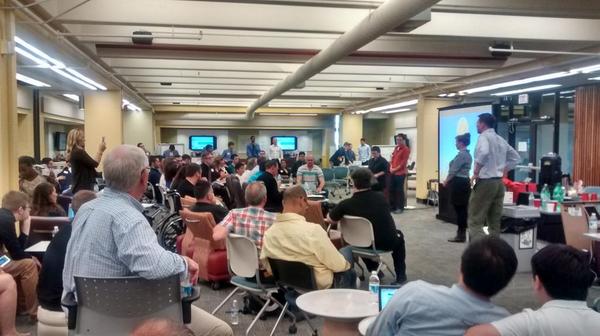 DemoCampHFX's tweet image. It&apos;s @CD_Conrad at the screen with LifeAfterGluten.ca #SWHalifax. @dalstartinglean