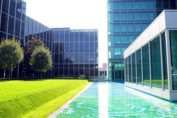 Photomelimelo's tweet photo. Virée photographique dominicale, orientée architecture moderne, 1ère partie http://t.co/rK0Paje7T3