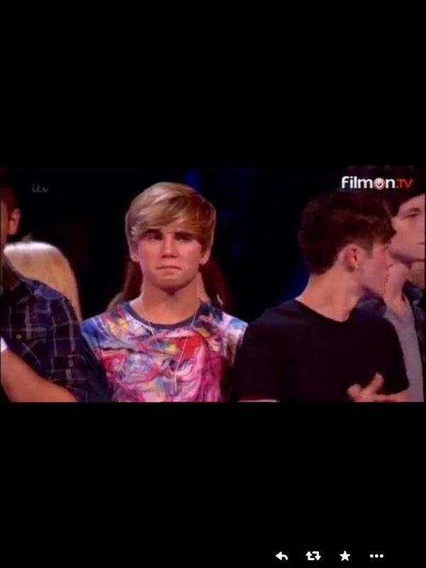 Jodielouise555's tweet photo. I hate you Louis welsh!😭😡 #OverloadersForeverXFactor2014 #BRINGBACKOVERLOAD #GetOverloadBackXFactor @OverloadMusic http://t.co/Sjs6SC8CeS