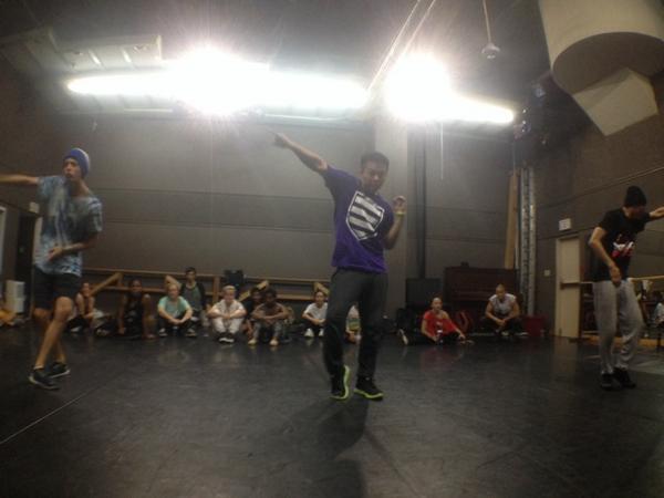 FOOTNOTES exams....with others watching, GEEEEZ!!! <a href="/fuumanchuu/">Melon pan</a> @CastleRock65 <a href="/allenrho/">Allen Rho</a> @Pyro_Twisted <a href="/Mariano_Dance/">Glizzi DeMariano</a>