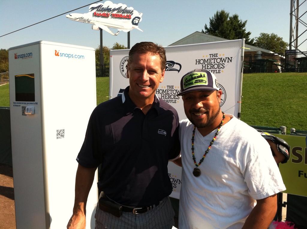   Happy Birthday to my favorite Seahawks player ever (so far) Steve Largent 
