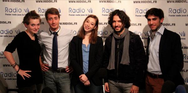 AsDuPlacard's tweet photo. Deux photos de notre équipe avec notre invité @LeandroMarziott ! #DirectADP #Culture #Photos @radio_v_l http://t.co/m9LIwPiVyV