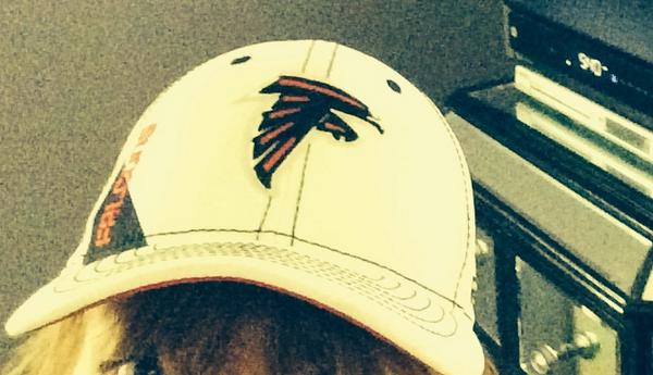 brainiac1313's tweet image. Will hurt my feelings if Minnesota beats ATL w bridgewater. No offense @teddyb_h2o