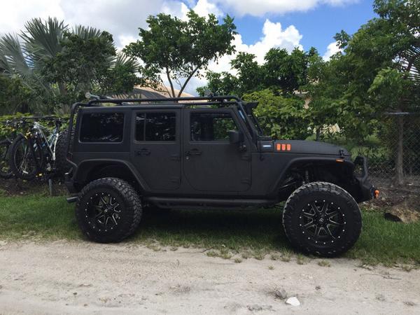 SobeJeeps's tweet photo. Matte Black SoBe Edition Custom Jeep! http://t.co/pTPW6pvY1X http://t.co/27NOSH9jI2