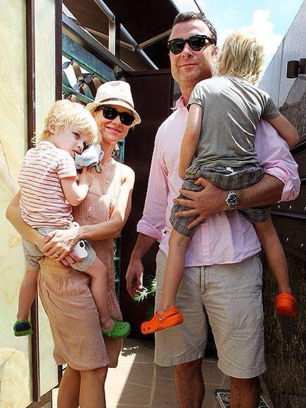 I wanna wish a happy 46th birthday 2 Naomi Watts I hope she has a great day with her hubby Liev & their boys 