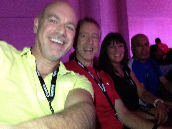 GordonBone's tweet photo. Woohoo!  We're at #OOW14 http://t.co/eNsnPpeb8w