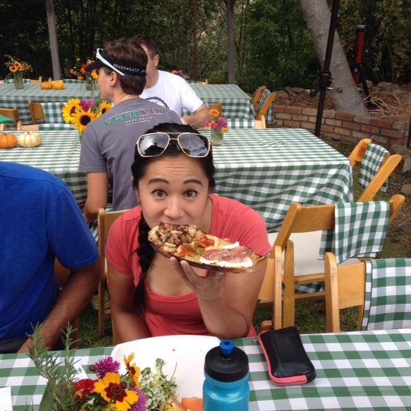 passedbyagirl's tweet photo. Enjoying some @ClifFamily #bruschetta post #clubpeloton ride. Yes, I #ateitall. @TeamIcePinnacle http://t.co/vyuR5S5xjy