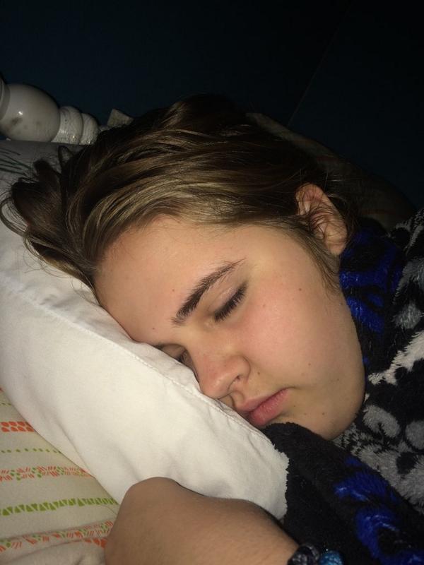 Ra2011Rachel's tweet image. The moment when you crash because you are sleep deprived! (Sadly 6is going to come fast) #dnow @TessaJasper @vamccor