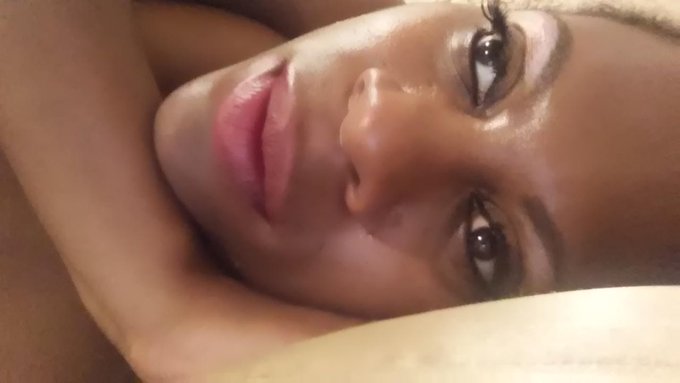 Busy week ahead. Better call it a night. #Burleoke #ChocolateCityCabaret #BodyOrganic #twerkitout http://t<a href="/tag/burleoke"class="tags">#Burleoke</a><a href="/tag/twerkitout"class="tags"><span>#twerkitout</span></a><a href="/tag/chocolatecitycabaret"class="tags"><span>#chocolatecitycabaret</span></a><a href="/tag/bodyorgani"class="tags"><span>#bodyorgani</span></a>