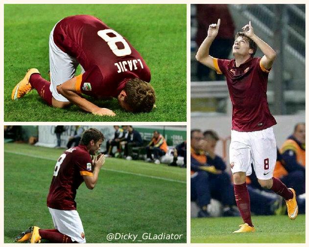 Auguri. Sukses selalu buat kamu. " Happy Birthday Player, 