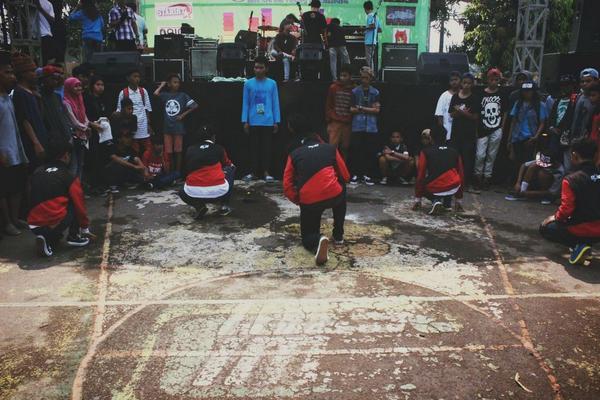 BassIndependentSquad tweet media