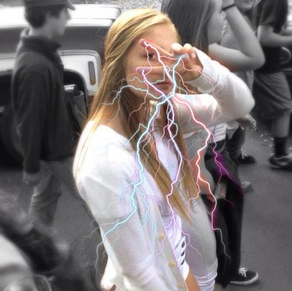 Conbug2's tweet photo. When bae catch you tryin to take a pic #lightningwizard http://t.co/q7t1fobArp