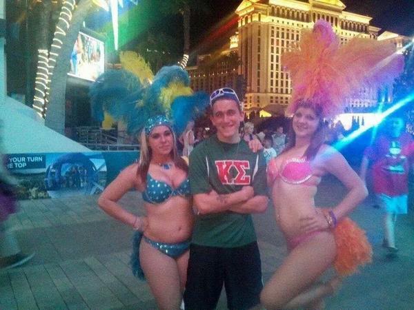 Samhigh172's tweet image. 