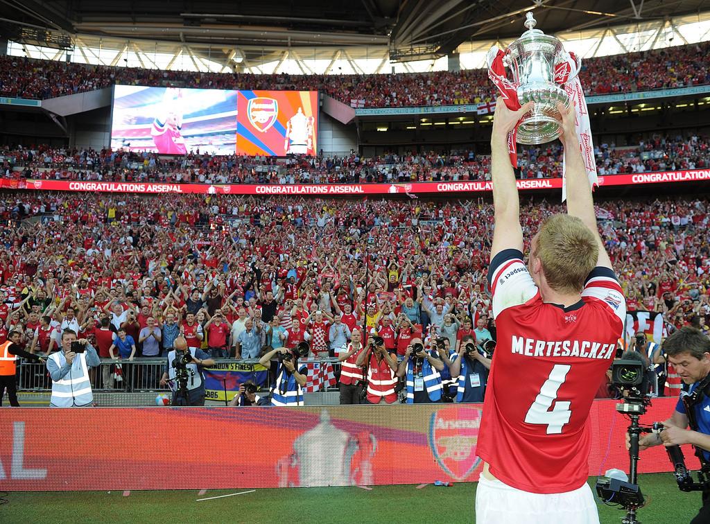 Happy birthday to Arsenals vice-captain & World champion Per Mertesacker, who turns 30 today. 