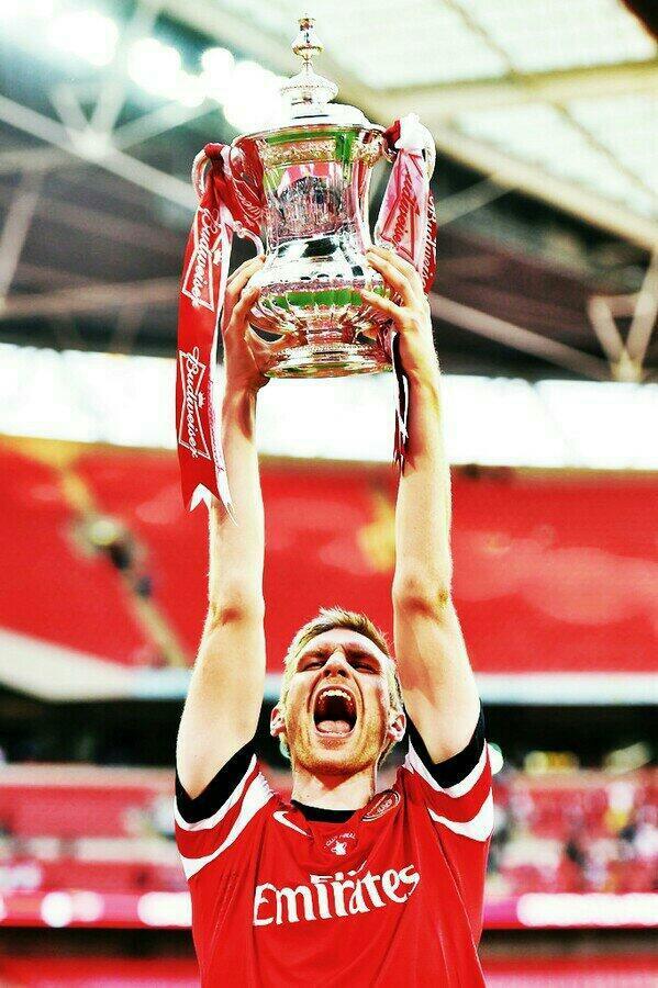 Happy 30th birthday to Per Mertesacker  