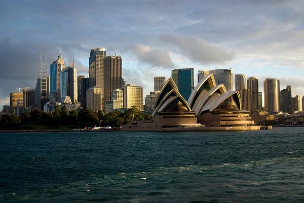 A Guide to the Best Things to do in Australia bit.ly/1sJfr0O