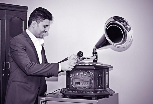 sattarsaad_'s tweet photo. هل الدمع هل من سافر الخل... سافر ولا شفنا ياويلي ويلي شل الكلب شل لكن ولا مل... ناطر حبيب الروح ينوي. http://t.co/r7xMIizAyj